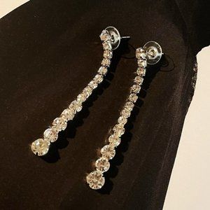 ✨Stunning Long Rhinestones Dangling Drop Earrings